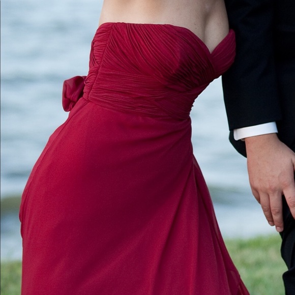 Strapless sweetheart neckline red gown - Picture 7 of 7